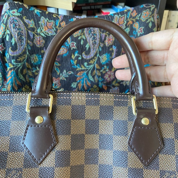 Authentic Louis Vuitton Speedy 30 in Damier Ebene - Made in France - EUC! - Picture 6 of 16